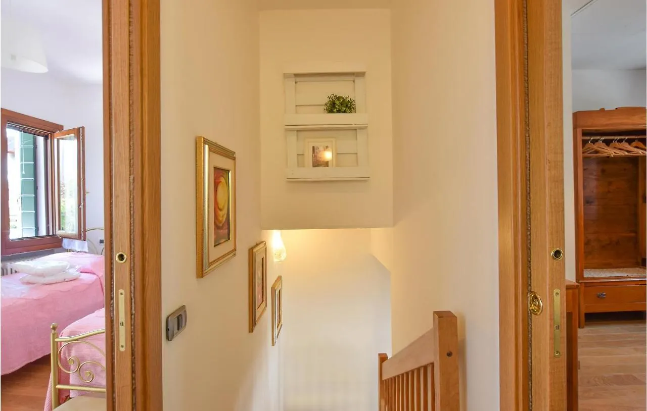 Nyaraló Beautiful Home In Montemerlo With Kitchen Villa Marin